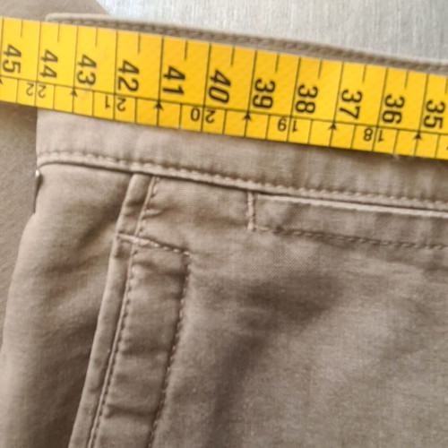 New man pants size 42 like new, light khaki
