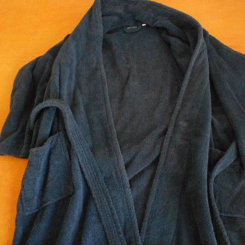 Unisex bathrobe Victoria Collection cotton large/extra large, like new, dark blue