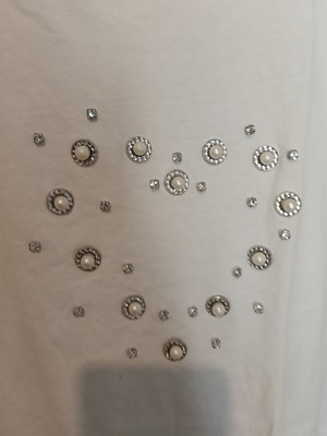 Women's white t-shirt, size L