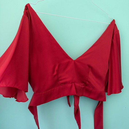 CostuTerras satin red wrap crop top like new, size S
