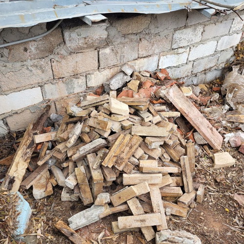 Τούβλα παλαιά κατεδάφισης μεταχειρισμένα, πακέτο 100 τεμαχίων και παραδοσιακά πυρότουβλα