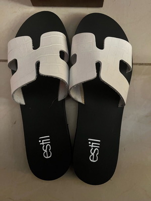 Estil leather sandals new, croco design, size 41, white