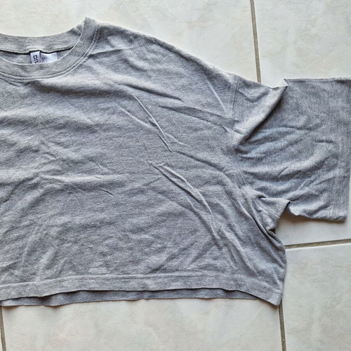 Crop T-shirt H&M gray size L like new