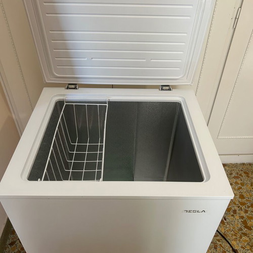 Tesla 142lt freezer, new