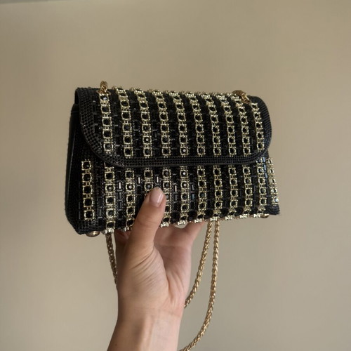 Evening bag like new with gold chain shoulder strap