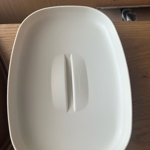 Tupperware vintage retro vegetable-rice steam container used