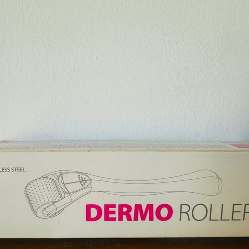 Yellow Rose Dermoroller skin care tool