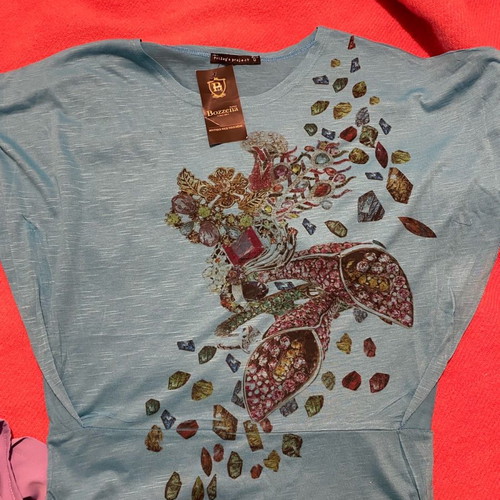 Blouse with tag