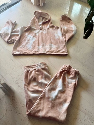 Black & Black set white and beige used, size M