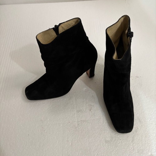 Velvet ankle boot heels new, size 35-36