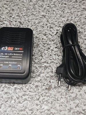 Lipo 2S 3S Balance Charger like new with box