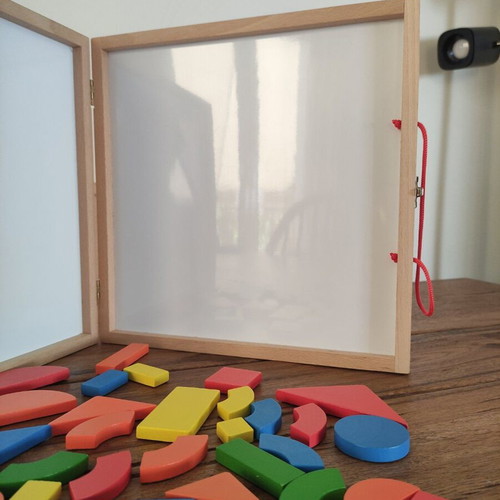 Djeco Geoforme Magnetic Construction Toy like new