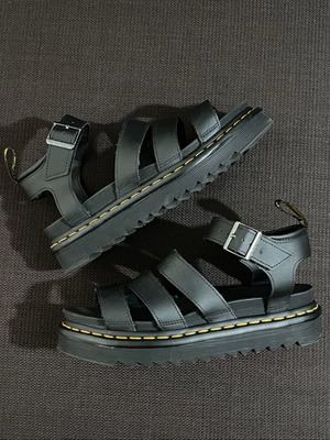 Dr. Martens Blaire δερμάτινα πέδιλα γυναικεία σαν καινούργια, μέγεθος 38, μαύρα
