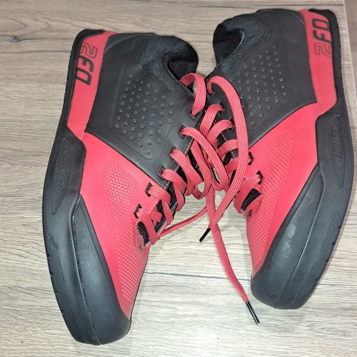 2Fo Flat Specialized men's work shoes like new, size 44.5, black