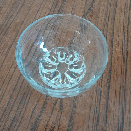 Glass household utensils like new, ice bucket, jar, 2 nut bowls
