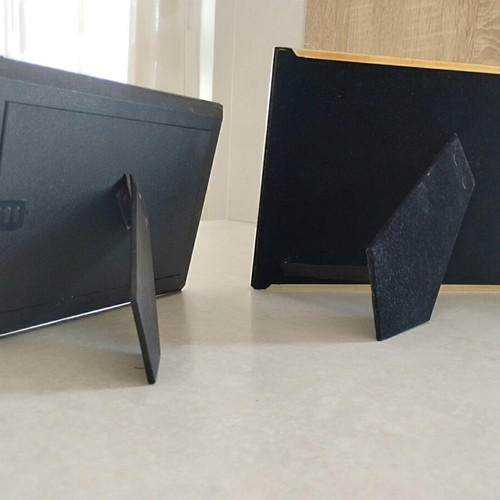 Set of 2 Premium Metal Photo Frames with Gold Bows like new