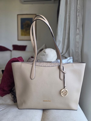 Michael Kors τσάντα ώμου καινούργια, χρώμα καμηλό