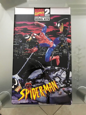 Marvel Model Kits Toybiz 1999 Spider-Man μεταχειρισμένο σετ μοντέλου
