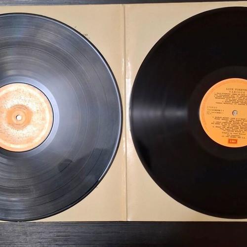 Love Forever double vinyl used, Pop compilation