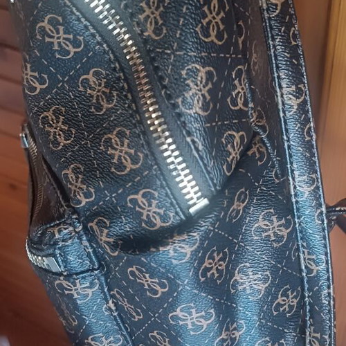 Guess backpack like new, black and brown