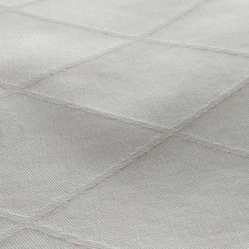 Damask tablecloth new with 6 gift napkins