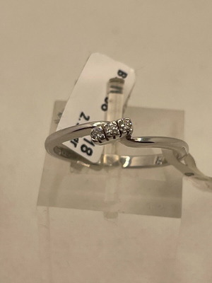 White Gold 18k Ring with Brilliant New