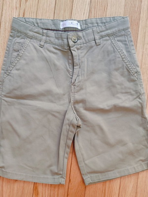 Chino shorts Zara size 8 years, like new, khaki