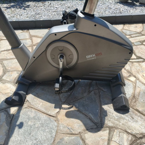 Exercise bike like new, minimal use