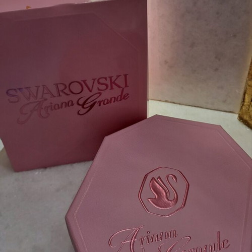 Swarovski Angelic Jewelry Set like new, gray, Pandora