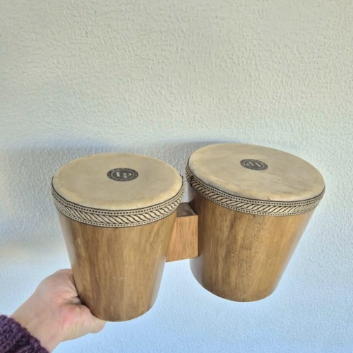 Lp Bongos set like new, natural wood with natural skin
