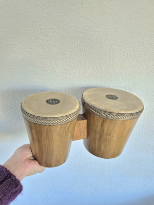 Lp Bongos set like new, natural wood with natural skin