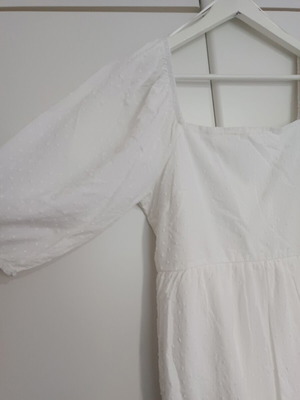 White cotton dress like new, size L