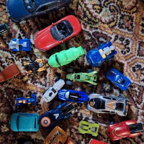 Toy cars various, like new, pack of 21 pieces