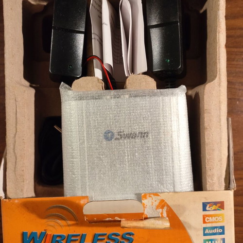 Wireless Camera Kit 2.4GHz security system like new