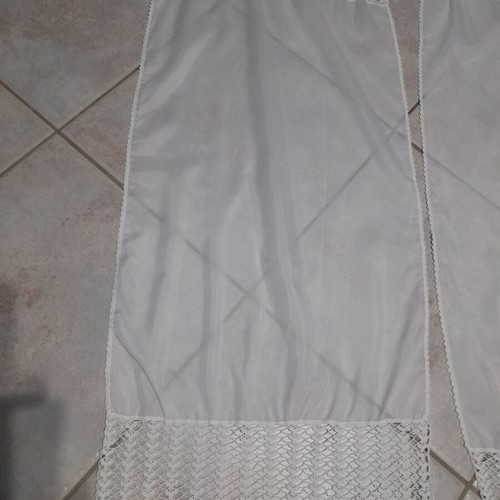 Set of 2 Semen table linens with handmade knitted lace, like new