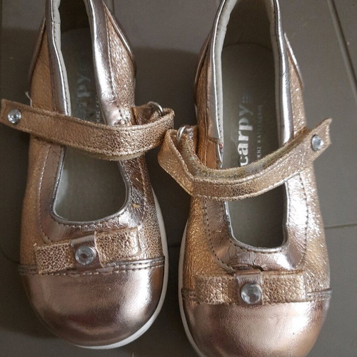 Girls' pumps size 24 like new, pink gold