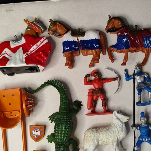 Vintage toys used, assorted lot with various pieces