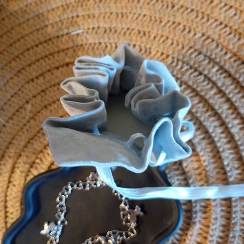 Silver children's bracelet like new with 925 stamp and dog charms