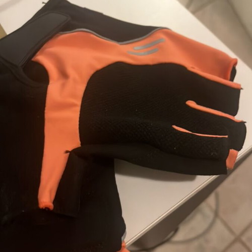 Cycling gloves size 10 new