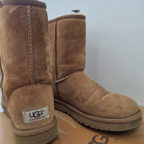 Ugg boots size 40 used, brown