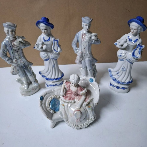 Porcelain figures like new, pack of 5 pieces