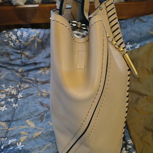 Savil leather shoulder bag, beige, bucket style