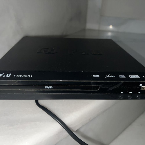 F&U FD 23601 DVD player with remote control