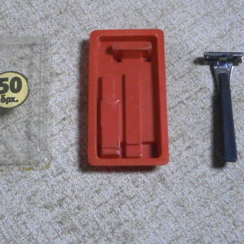 Schick vintage shaving razor with box, no blades