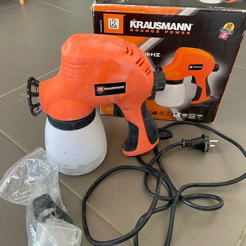 Paint gun like new, 220 volt