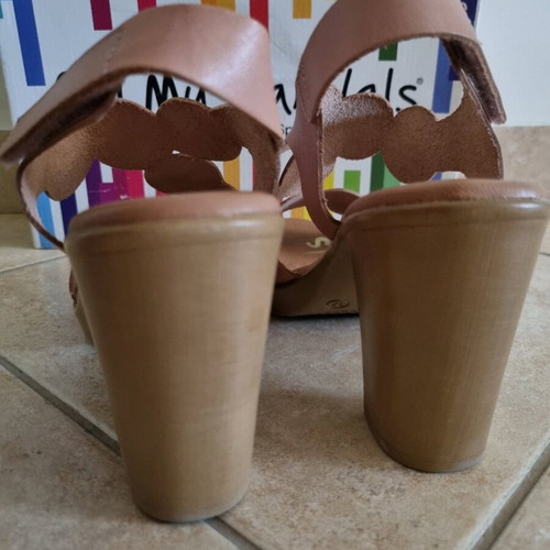 Oh My Sandals leather sandals like new, size 37, beige