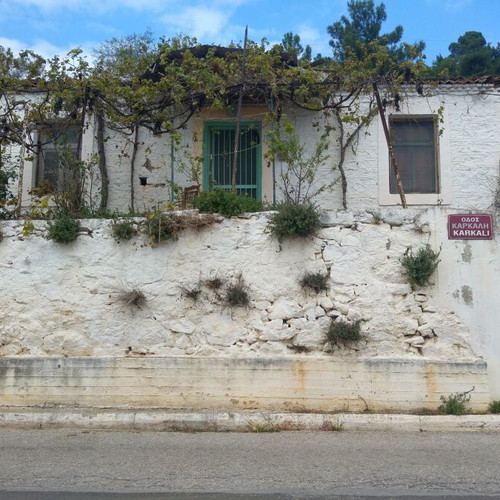 Οικόπεδο με κατοικία 400 τ.μ. εντός σχεδίου στην Στυλίδα