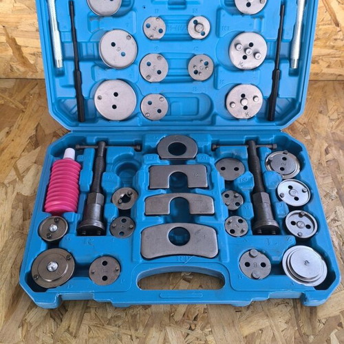 Brake Piston Rotation and Pressure Tool Set 35 Pieces New