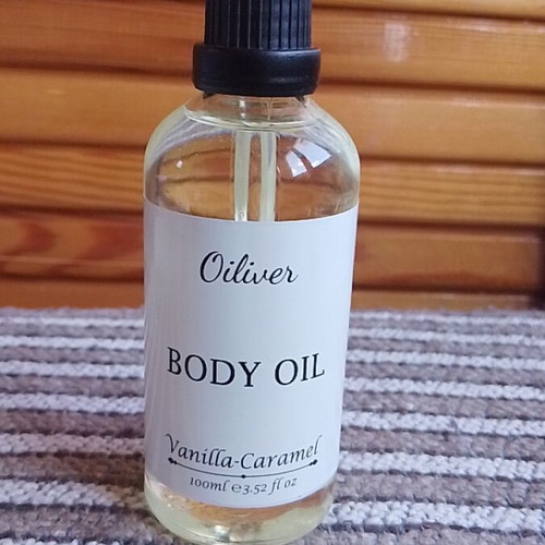 Body oil vanilla-caramel like new