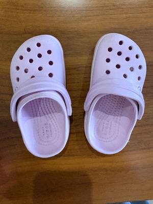 Pink kids Crocs like new